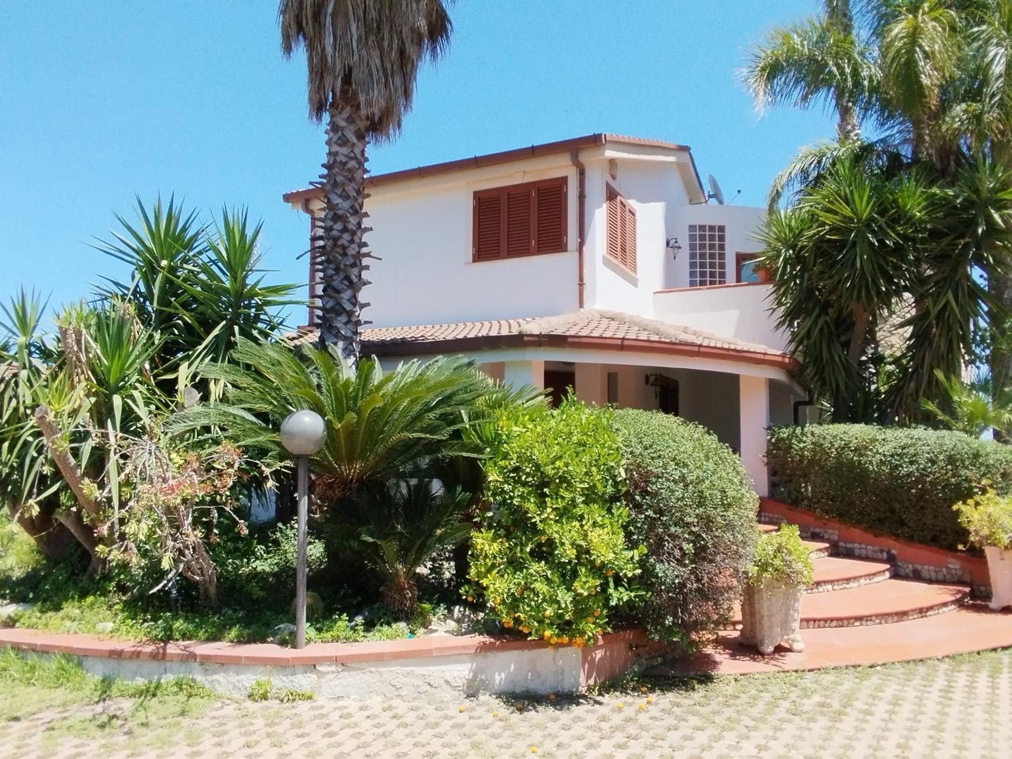Вилла Casa Di Lu' Флоридия Экстерьер фото